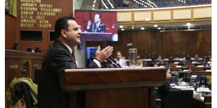 La Asamblea censuró al exministro Esteban Bernal