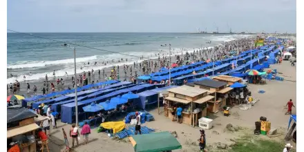 Gobierno reduce IVA al 8 % por feriado de mayo para incentivar el turismo