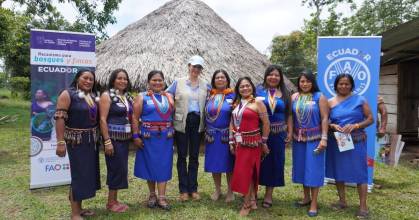 Mujeres shuar impulsan el microfinanciamiento 