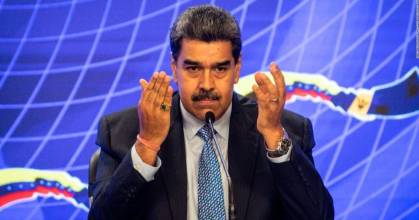 Maduro insiste en que hubo un "tremendo fraude" en Ecuador