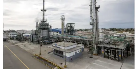 Petroecuador reanuda operación de unidad clave en Refinería La Libertad 