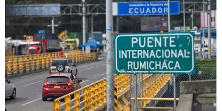 Ecuador reduce al 75 % el recargo a productos colombianos en busca de una tregua comercial
