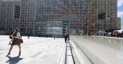 ¿Qué busca Ecuador al volver a emitir bonos después de 7 años?