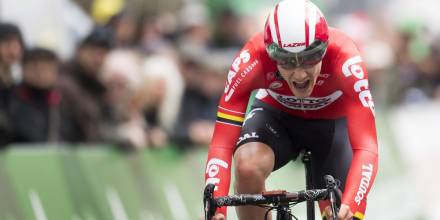19 ciclistas se han retirado del Giro por el covid