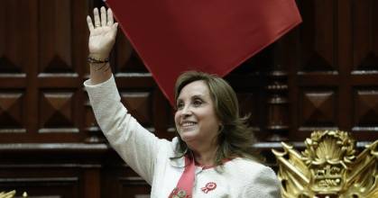 Fiscalía de Perú solicita que se prohíba salir del país a destituida presidenta Boluarte