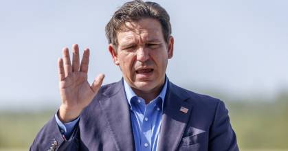 Florida abrió centro de detención para migrantes