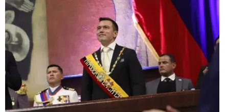 Noboa centra su informe en seguridad y recuperación económica