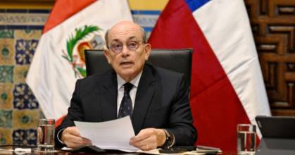 Hugo de Zela: Perú no está en condiciones de recibir un número mayor de migrantes