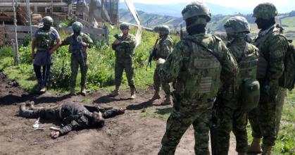 Ejército abate a dos presuntos "guerrilleros" en la Provincia del Carchi