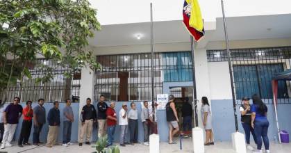 Corte Constitucional validó prohibición de votar con el teléfono en la mano