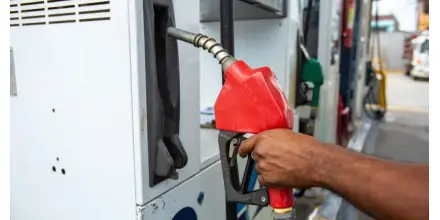 Gasolinas Extra y Ecopaís subirán a USD 3,164 por galón desde el 12 de mayo