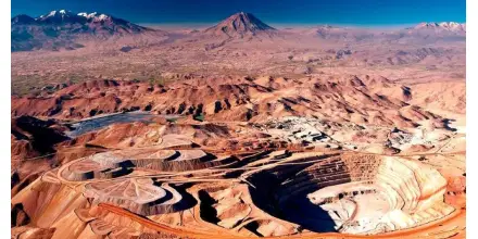 Déficit mundial de cobre acelera búsqueda de nuevos proyectos mineros en Ecuador