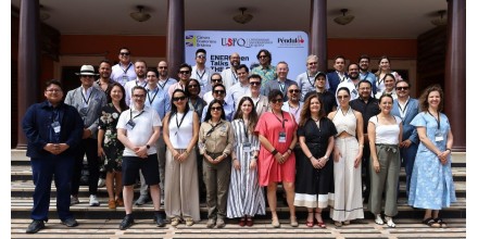 Galápagos fue sede de encuentro internacional sobre transición energética sostenible