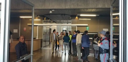 Rafael Correa y Jorge Glas encabezan lista de 22 personas que Fiscalía pide vincular al caso Sobornos