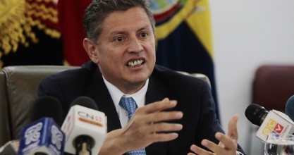 Pedro Delgado, expresidente del Banco Central, permanece detenido en Miami