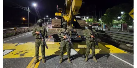 Operativo militar en Napo deja maquinaria incautada vinculada a minería ilegal