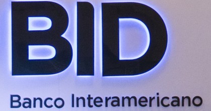 El BID destina $ 106 millones para reducir el déficit de vivienda en Ecuador
