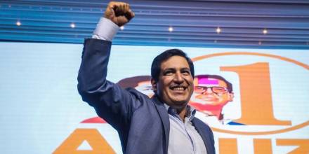 Andrés Arauz asegura que quiere la “convertibilidad electrónica”