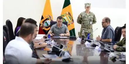 Noboa refuerza la defensa territorial y busca dar previsibilidad a Ecuador