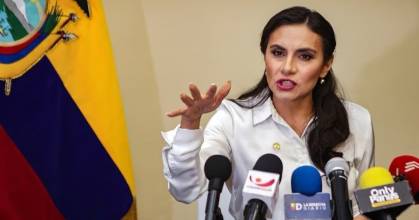 Verónica Abad anuncia su regreso a Ecuador