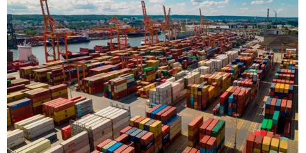 Tensión en Ormuz encarece fletes y presiona exportaciones ecuatorianas