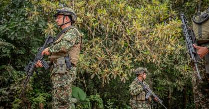 Colombia: El Ejército confirmó 26 muertos en combates entre disidencias de las FARC 
