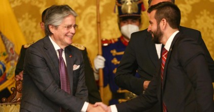 Gobierno firma con la CAF convenio para acceder a beneficios de capitalización