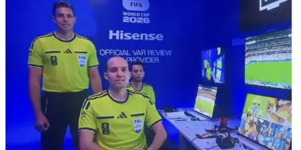 FIFA investiga a árbitro australiano por presunto gesto vinculado al supremacismo blanco durante el Mundial
