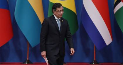 Presidentes de Colombia y Perú, únicos jefes de Estado en investidura de Noboa 