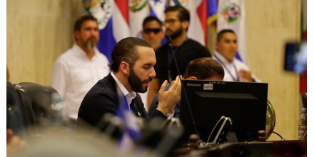 La Corte Constitucional rechaza la destitución de jueces en El Salvador 