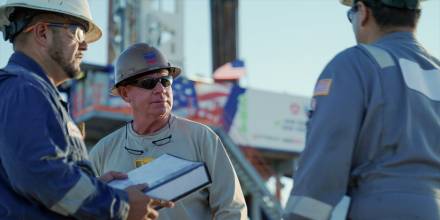 Chevron liderará exploración de gas en nuevas áreas marítimas de Grecia