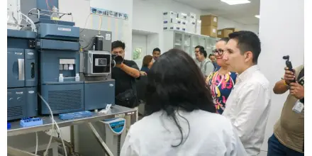 Universidad Ikiam y Prefectura de Pastaza avanzan en cooperación para proyectos sostenibles en la Amazonía