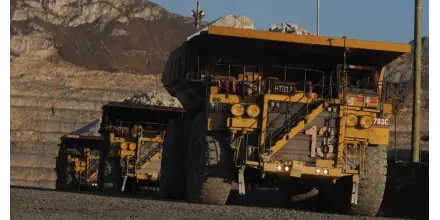 Perú enfrenta minería ilegal en todas sus regiones