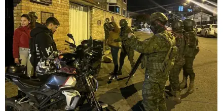 Gobierno oficializa el toque de queda en nueve provincias por escalada de violencia
