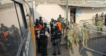 Los presos más peligrosos son trasladados a la nueva cárcel de máxima seguridad