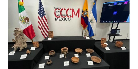 México entregó a Ecuador y El Salvador piezas prehispánicas