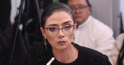 Jhajaira Urresta abandonó al correísmo en la Asamblea