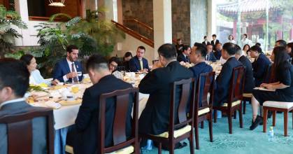 Noboa impulsó la inversión extranjera durante su visita a China