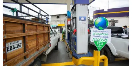 Gasolinas extra, ecopaís y diésel prémium subirán desde este 12 de junio en Ecuador