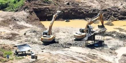 Gobierno de Ecuador ordena suspensión total de la minería en Napo 