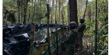 Desmantelan acople clandestino y confisca 12.000 galones de combustible en Shushufindi