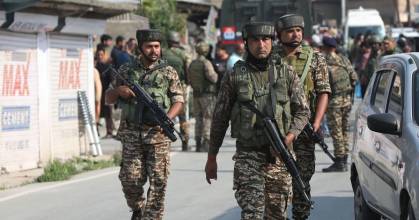 La peor escalada entre India y Pakistán causa una treintena de muertos