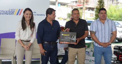 Productores de Pastaza recibieron insumos y equipos 