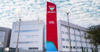 Trabajadores de PetroPerú inician huelga en rechazo a privatización encubierta