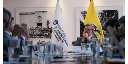 Ecuador y Estados Unidos revisan agenda agrícola para ampliar exportaciones y cooperación técnica