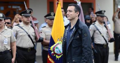 Riesgo país de Ecuador superó los 800 puntos