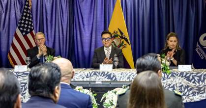 Ecuador lanza proyecto Clear con EE.UU. contra lavado de activos