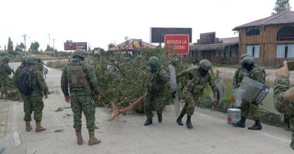 Riesgo país de Ecuador cayó a 759 puntos tras fin del paro
