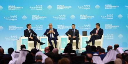 Noboa cumple agenda diplomática y comercial durante cumbre en Dubái