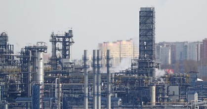 Rusia admite que los ataques ucranianos obligarán a reducir el refinado de petróleo